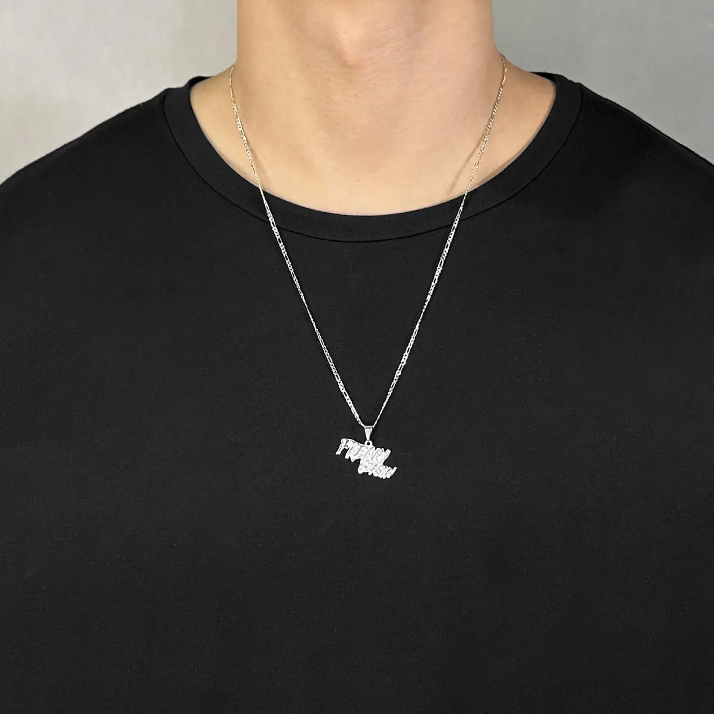 Conjunto Corrente + Pingente Freaky Season (Banho Prata)